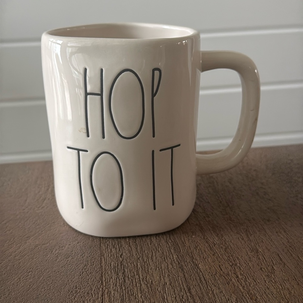 Rae Dunn “Hop To It” Mug